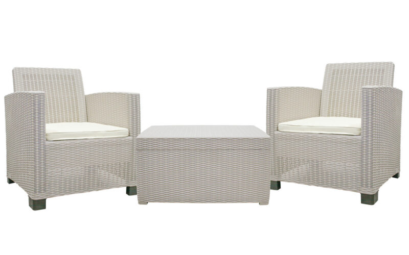 Muebles de plástico para el hogar en Panamá: económicos y versátiles